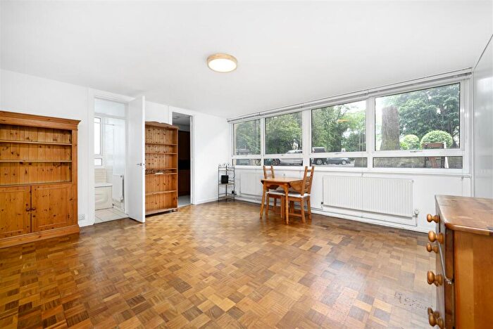 1 Bedroom House For Sale In Hornsey Lane, London, N6