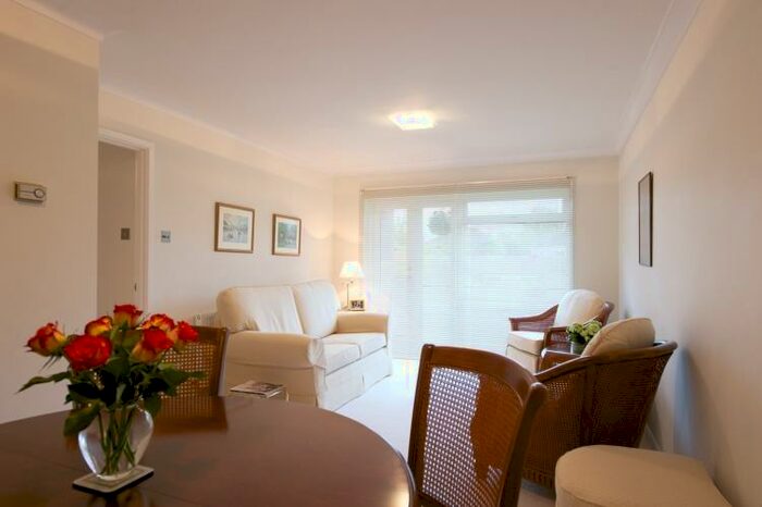 2 Bedroom Flat To Rent In Heron Place, Oxford, OX2