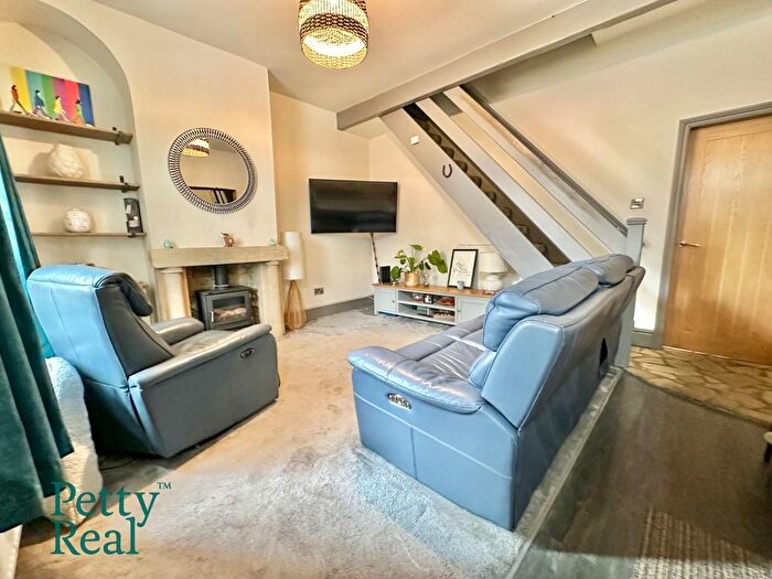 2 Bedroom Terraced House For Sale In Knotts Lane, Colne, BB8