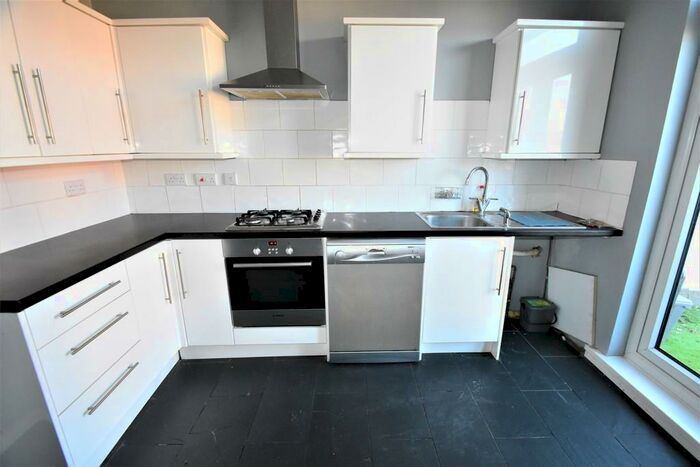 1 Bedroom Apartment To Rent In Chichester Road, Portsmouth, PO2
