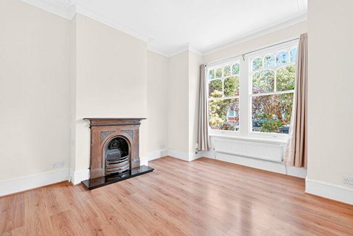 3 Bedroom Terraced House To Rent In Trent Avenue, Ealing, London, W5