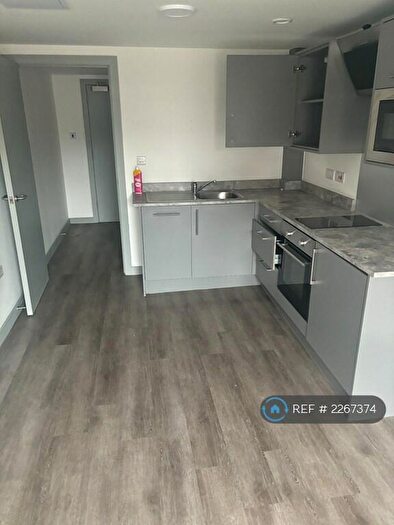 2 Bedroom Flat To Rent In Roscoe Street, Liverpool, L1