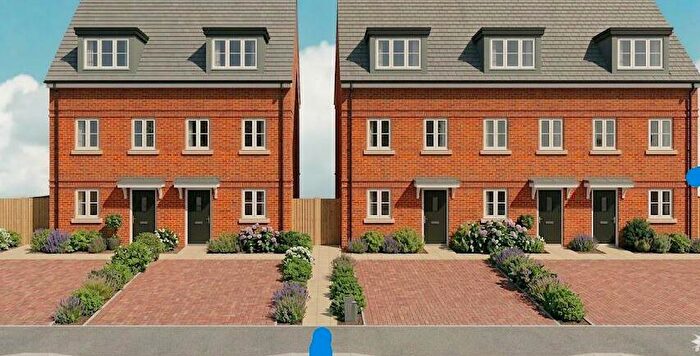 3 Bedroom Town House For Sale In Falcon Way, Bourne, PE10