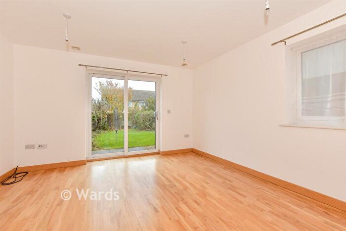 2 Bedroom End Of Terrace House For Sale In Olympia Way, Whitstable, Kent, CT5