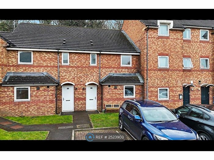 4 Bedroom Terraced House To Rent In Park Village, Sheffield, S2