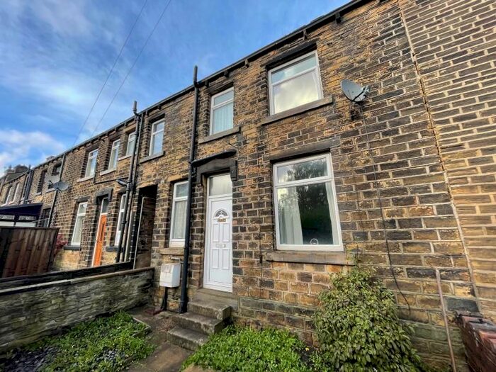 2 Bedroom Terraced House To Rent In New Hey Road, Huddersfield HD3