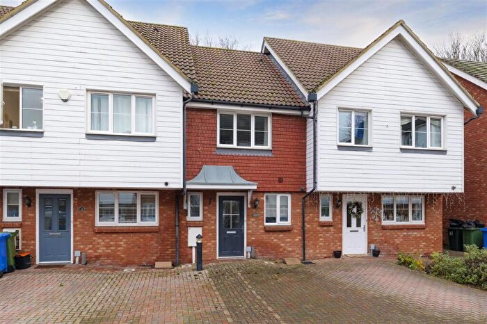 2 Bedroom Terraced House For Sale In Finch Close, Faversham, ME13