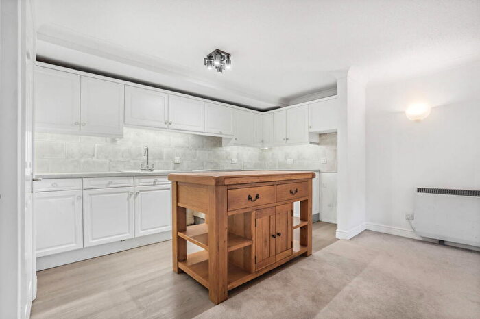 1 Bedroom Flat For Sale In Waterside Place, Sawbridgeworth, CM21