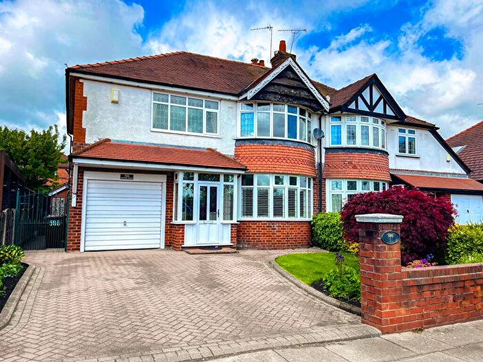 4 Bedroom Semi-Detached House For Sale In Bolton Road, Bury, BL8