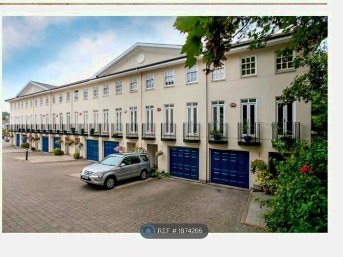 4 Bedroom Terraced House To Rent In Henry Tate Mews, London, SW16