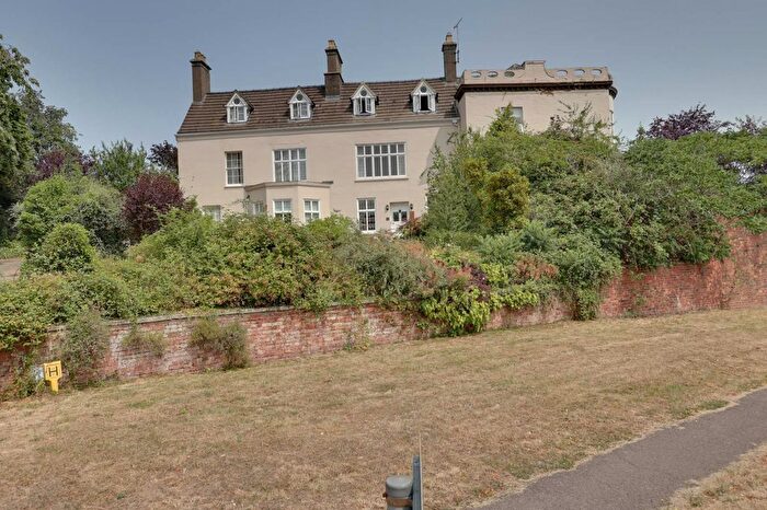 1 Bedroom Flat For Sale In Unlawater House, Unlawater Lane, Newnham, Gloucestershire., GL14