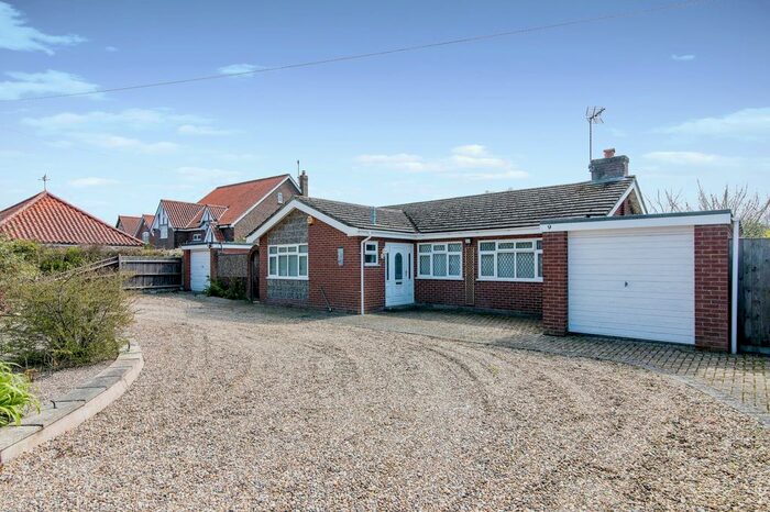3 Bedroom Bungalow For Sale In Holly Lane, Mutford, Beccles, Suffolk, NR34