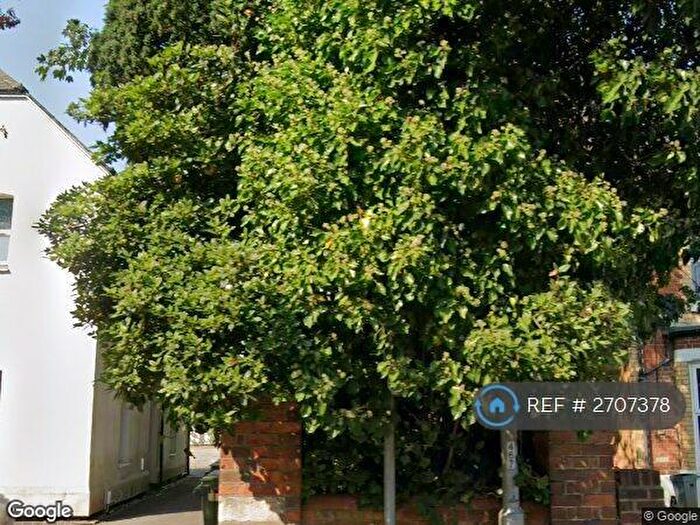 1 Bedroom Flat To Rent In School Road, Tilehurst, Reading, RG31