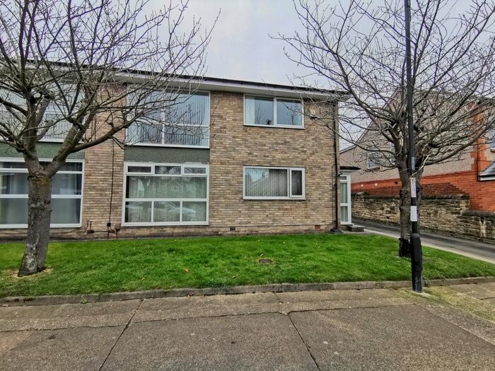 2 Bedroom Flat To Rent In Jesmond Park West, Jesmond, Newcastle Upon Tyne, NE7