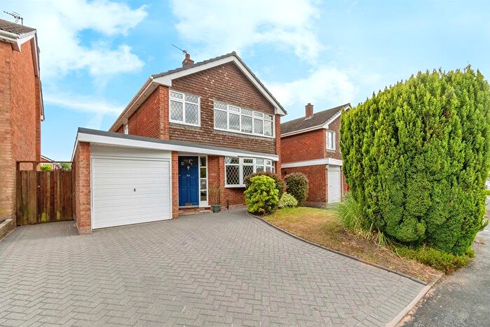 4 Bedroom Detached House For Sale In Newquay Road, Walsall, WS5