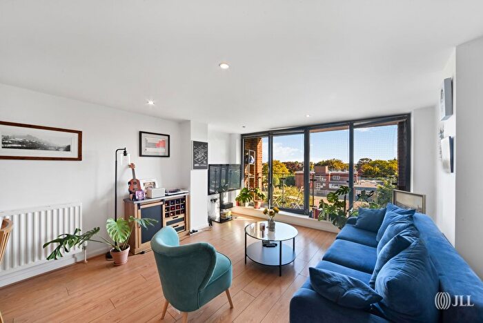2 Bedroom Flat For Sale In Hanah House, Maryland Street, London, E15