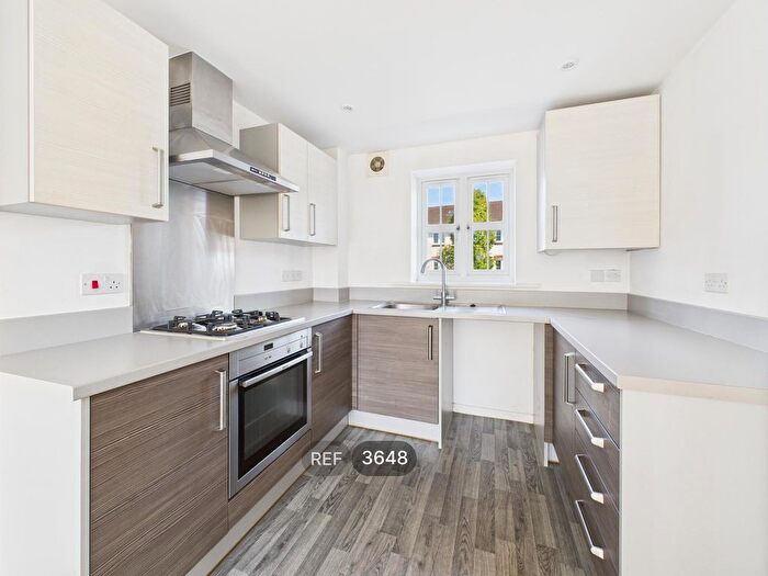 1 Bedroom Flat To Rent In , Runnymede Lane, Kingswood, Hull, HU7