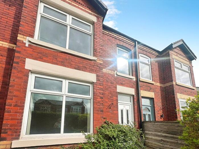 3 Bedroom Semi-Detached House To Rent In Carlton Road, Sale, M33