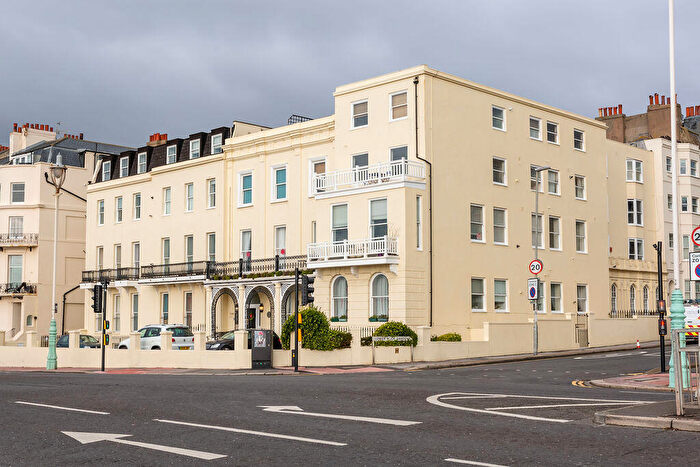 2 Bedroom Apartment To Rent In Chain Pier House, Brighton, BN2