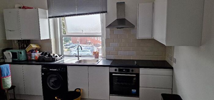 4 Bedroom House To Rent In Two Mile Hill Road, Bristol, BS15