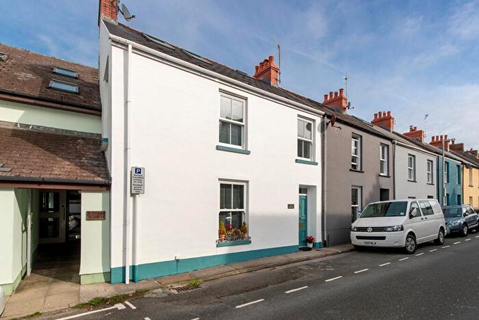 3 Bedroom Terraced House For Sale In Park Place, Tenby, SA70