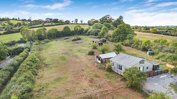3 Bedroom Barn Conversion For Sale In Saturdays Lane, Kingskerswell, Newton Abbot, TQ12