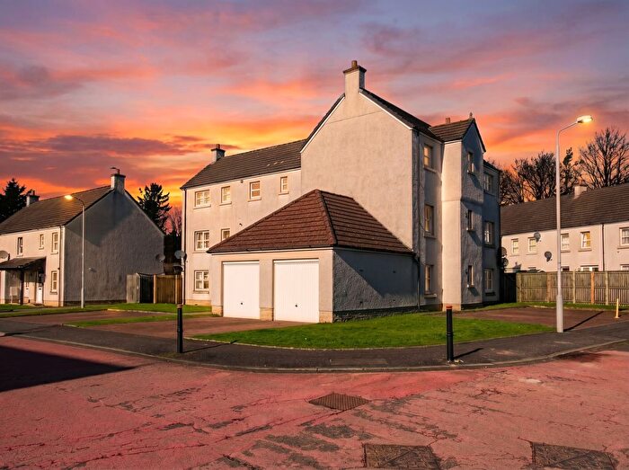 2 Bedroom Flat For Sale In / Kirkfield Gardens, Renfrew, PA4