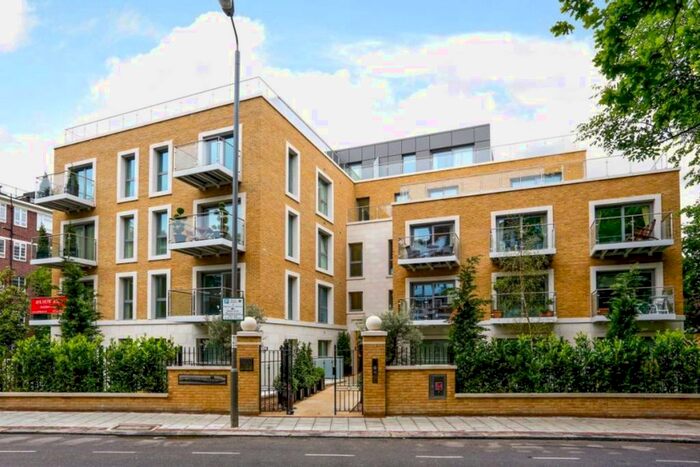 2 Bedroom Flat To Rent In Oakhill Road, London, SW15