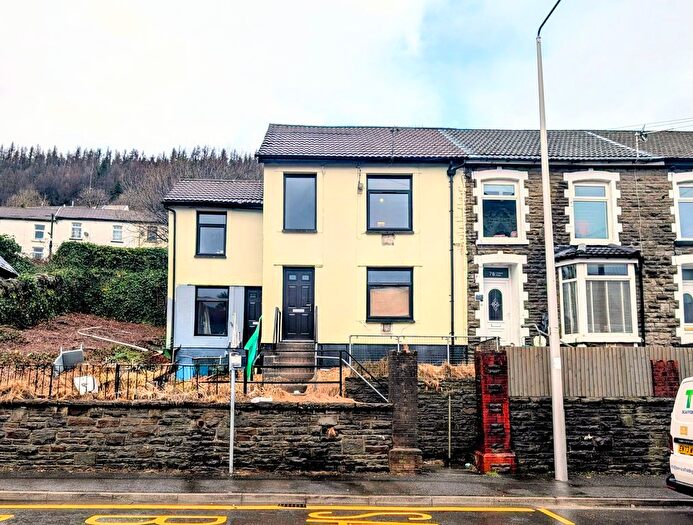 1 Bedroom Flat To Rent In Clydach Road, Tonypandy, CF40