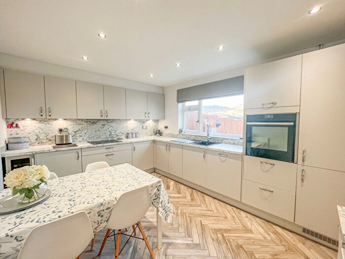 3 Bedroom Terraced House To Rent In Tan Dderwen, Llangattock, NP8