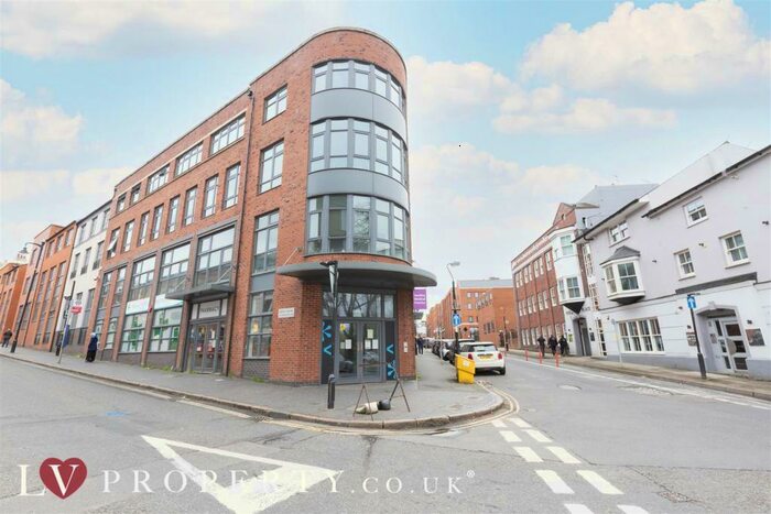 2 Bedroom Apartment To Rent In Lion Court, Jewellery Quarter, B18