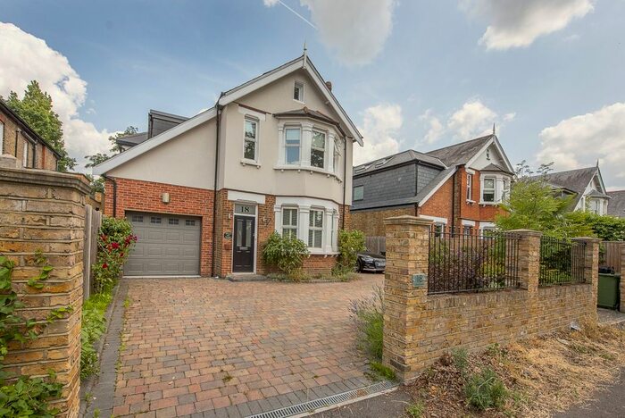 5 Bedroom Detached House To Rent In Sandy Lane, Teddington, TW11