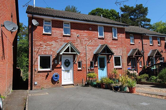 2 Bedroom Semi-Detached House For Sale In Priory Close, Alderbury, SP5