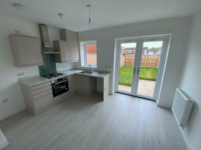 3 Bedroom Semi-Detached House To Rent In Blackfield Street, Liverpool, L5