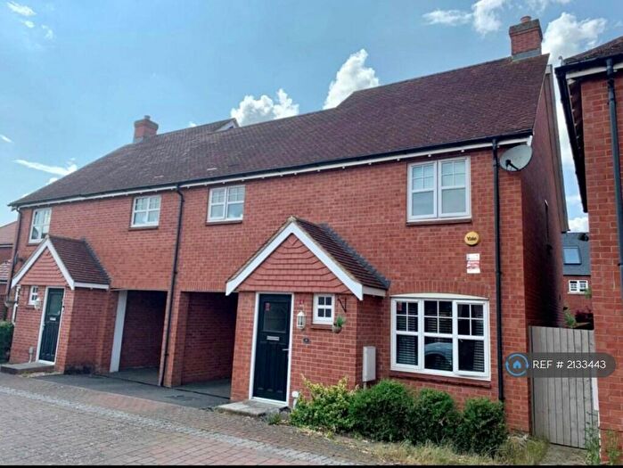 4 Bedroom Semi-Detached House To Rent In Sam Harrison Way, Northampton, NN5