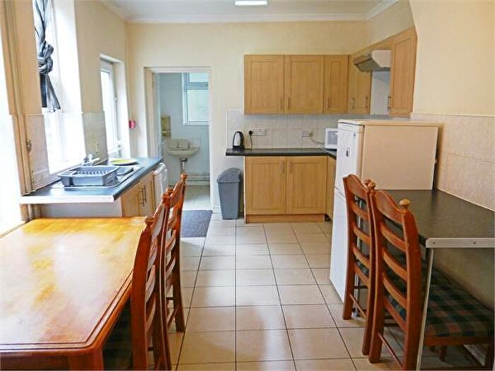 6 Bedroom Property To Rent In Faraday Road, NG7