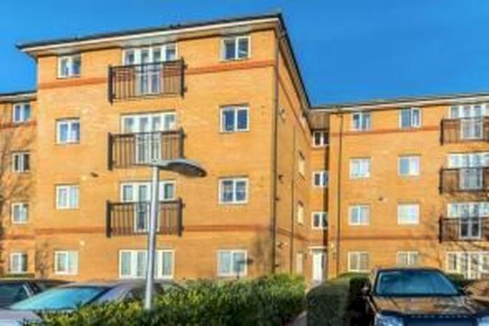 2 Bedroom Flat To Rent In Orchid Gardens, Hounslow, TW3
