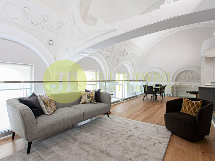 3 Bedroom Duplex To Rent In Waldorf House, Cooper Street, Manchester, M2