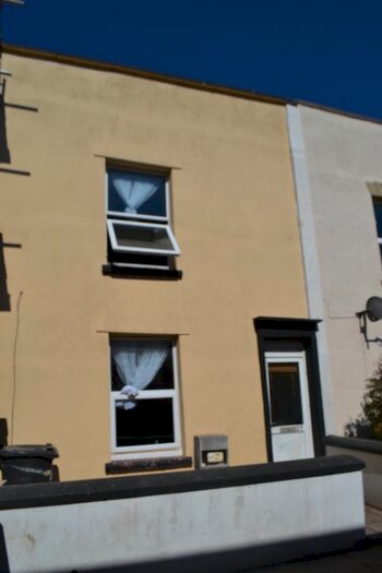 4 Bedroom Terraced House To Rent In Armoury Square, Easton, Bristol, BS5