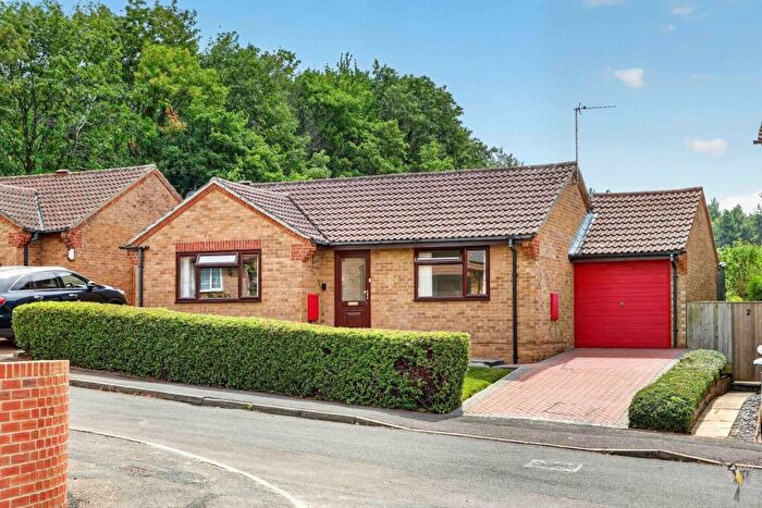 2 Bedroom Detached Bungalow For Sale In Shropshire Close, Shaw, Swindon, SN5