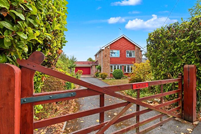 4 Bedroom Detached House For Sale In Dobbins Lane, Wendover, HP22