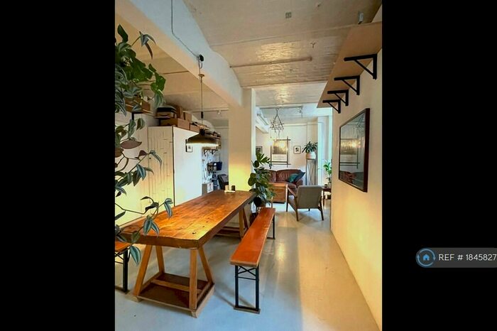 3 Bedroom Flat To Rent In Digbyland Studios, London, E9