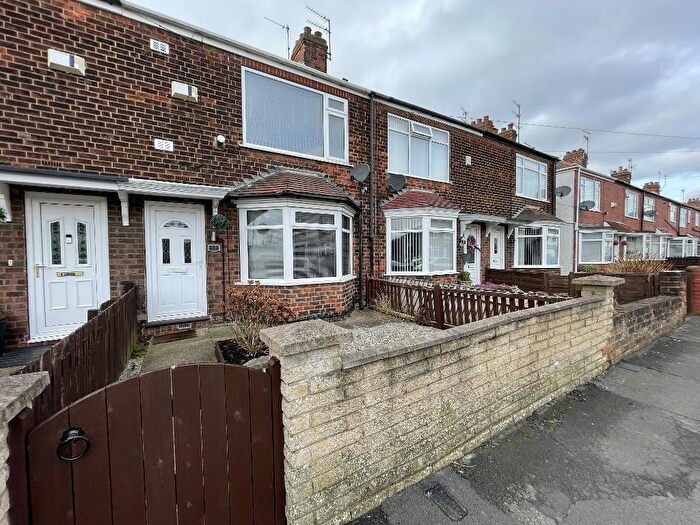 2 Bedroom Terraced House For Sale In Brooklands Road, Hull, HU5