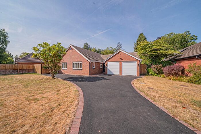 4 Bedroom Detached Bungalow For Sale In Queen Eleanors Drive, Knowle, B93