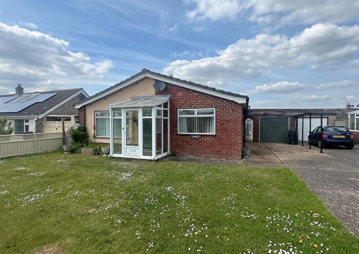 3 Bedroom Detached Bungalow For Sale In Jays Green, Harleston, IP20