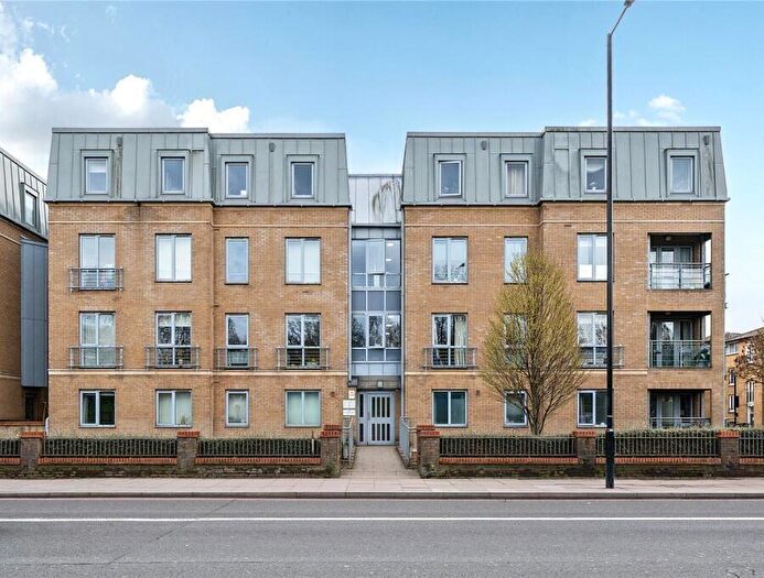1 Bedroom Flat For Sale In Flat, Seven Sisters Road, London, N4