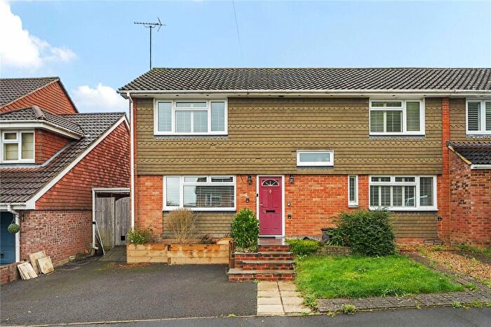 4 Bedroom Semi-Detached House For Sale In De Lucy Avenue, Alresford, Hampshire, SO24