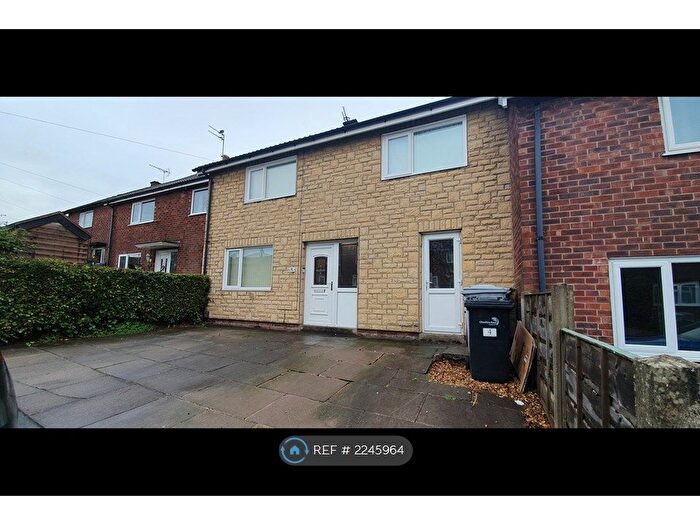 3 Bedroom Terraced House To Rent In Arundel Close, Macclesfield, SK10