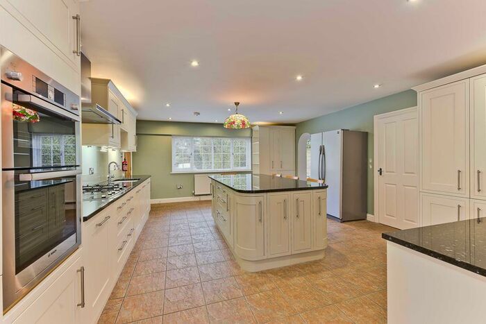 5 Bedroom Detached House To Rent In Earleswood, Cobham, KT11