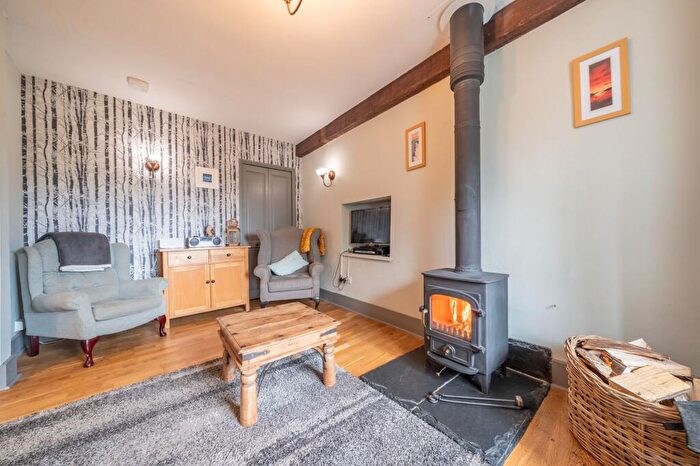 2 Bedroom Barn Conversion For Sale In Croft Side Cottage, Crook Road, Staveley, LA8
